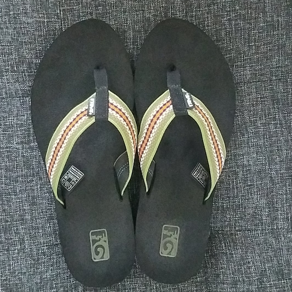 Teva Mush II flip flops